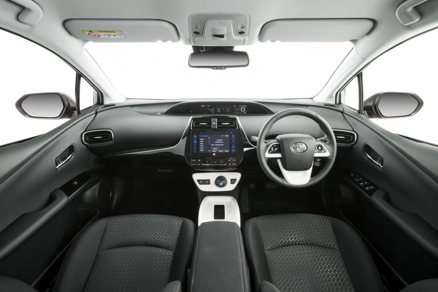 Торпедо Toyota Prius 2016 года  (AU) (фото 30 из 31)